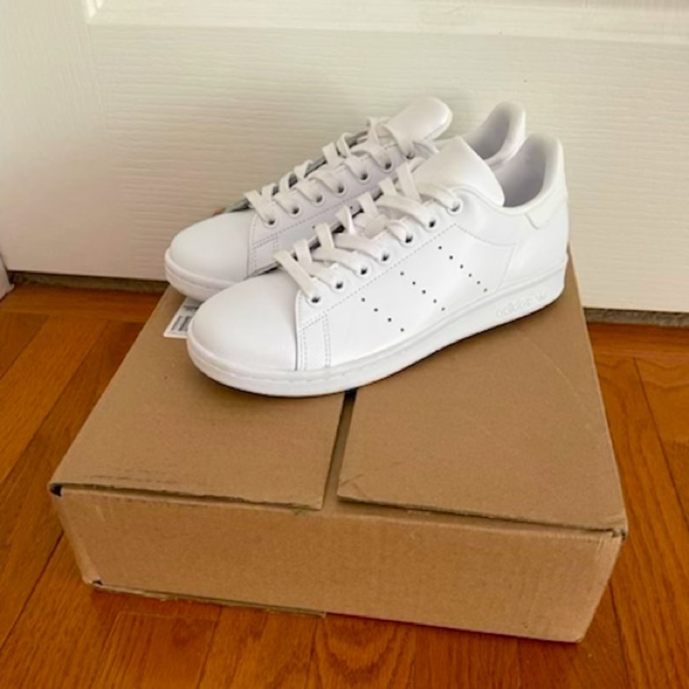 Women’s Size 8.5 Stan Smith Adidas